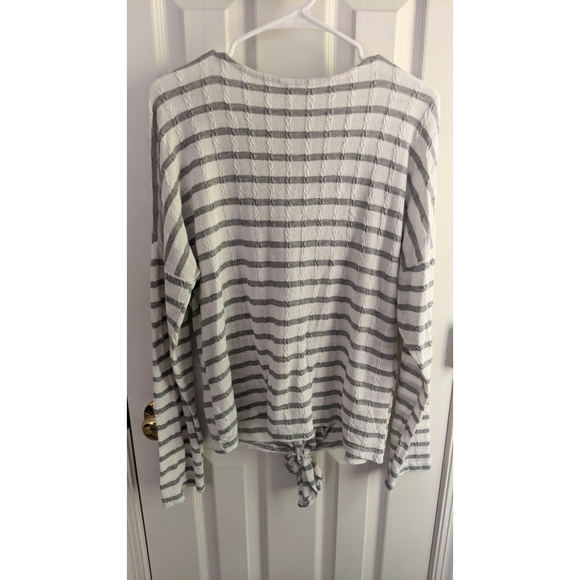 Lightweight striped button pullover - Picture 2 of 2